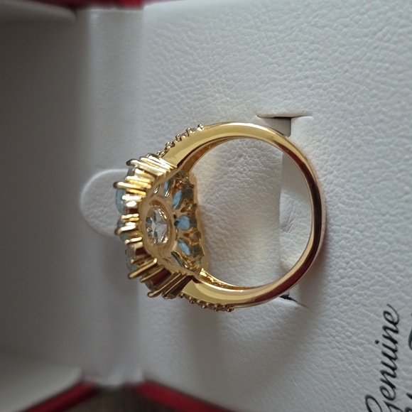 KOHLS 18K GOLD OVER STERLING SILVER GENUINE BLUE TOPAZ RING SIZE 7 - Picture 10 of 16